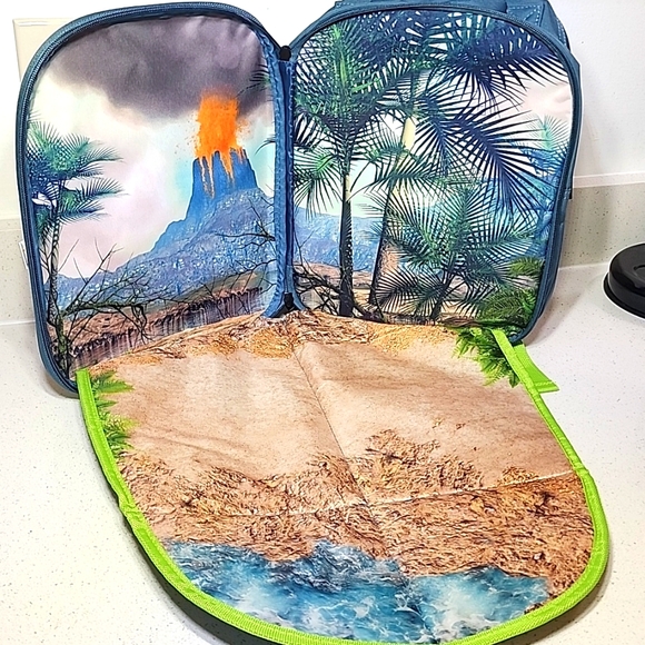 Backpack And Play Dinosaurs. New With Tags - Picture 5 of 14